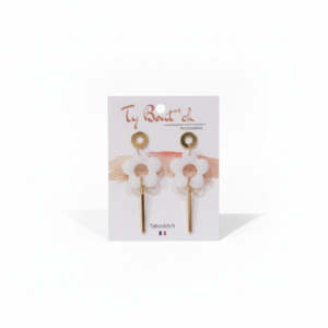 boucles d’oreilles blanche